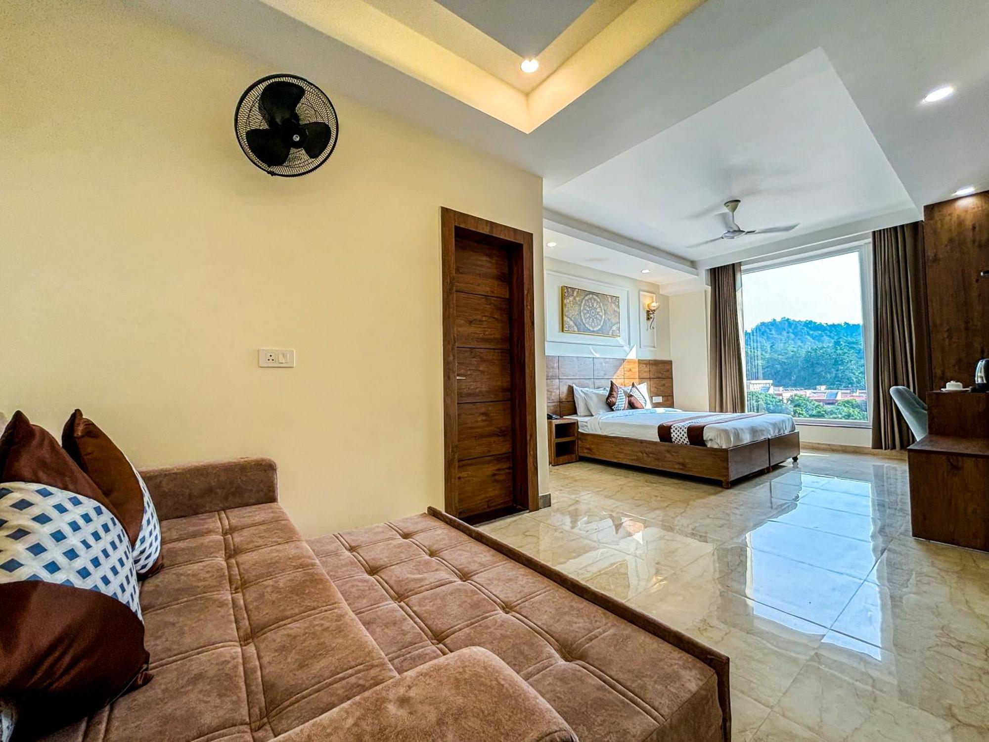 Hotel Nirvana Bliss, Behind Parmarth Niketan Rishīkesh Zewnętrze zdjęcie